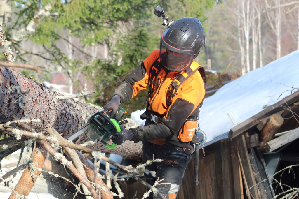 3873F2E0 45D6 40A0 BC79 21E393580027 (1)